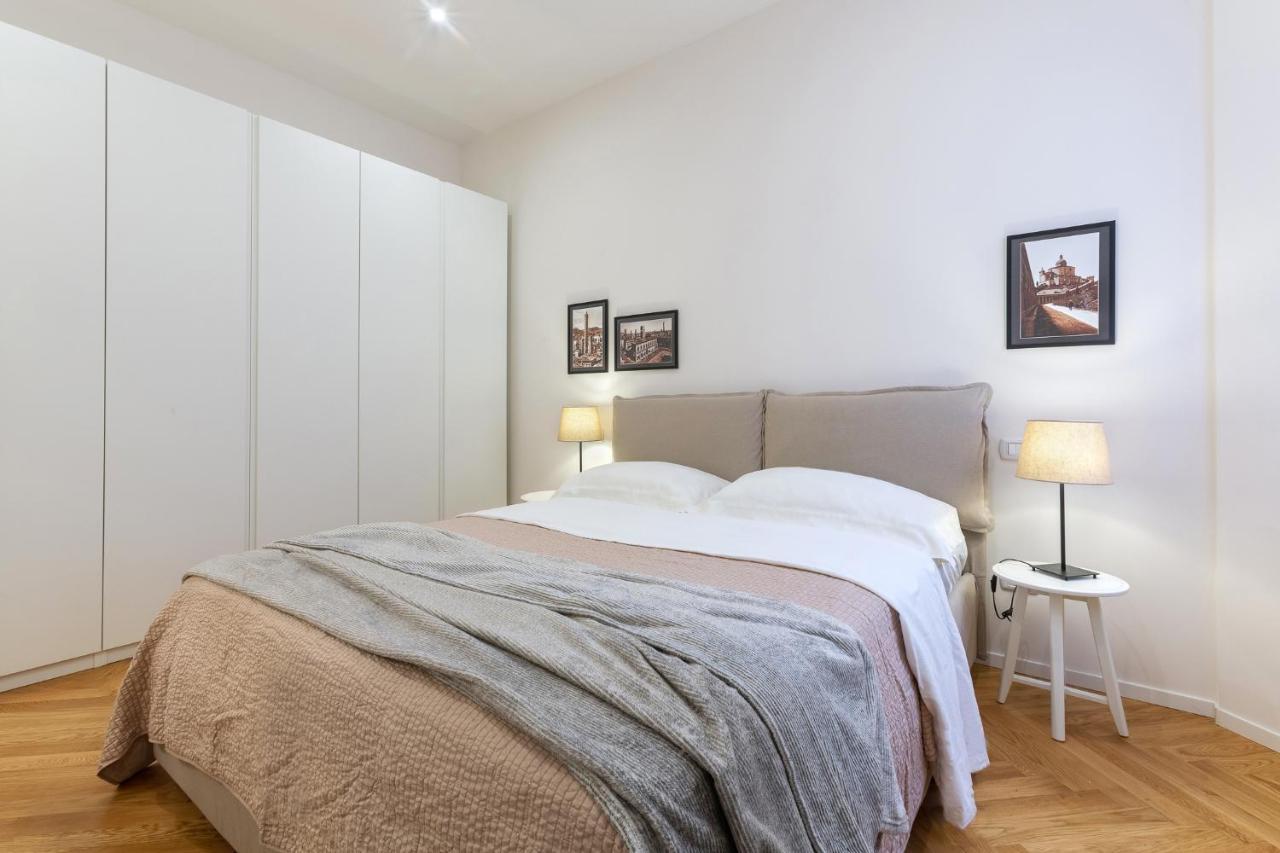 Bologna Piazza Del Nettuno Apartment Kültér fotó