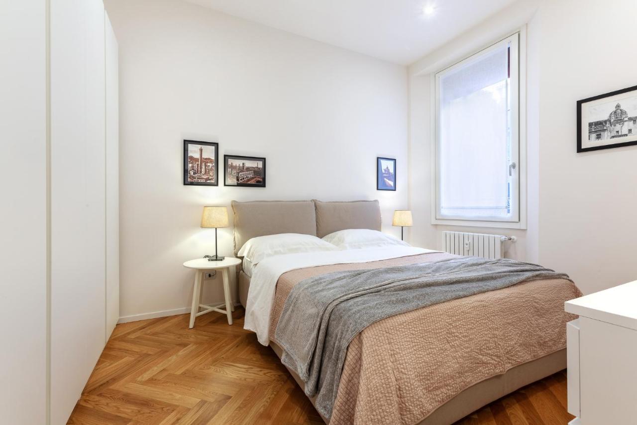 Bologna Piazza Del Nettuno Apartment Kültér fotó